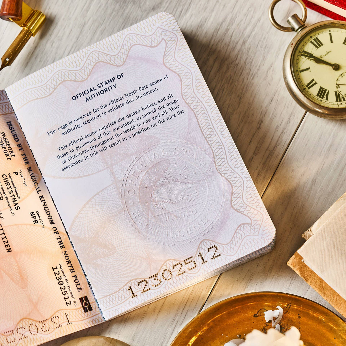 Santa Claus Christmas Passport & Stocking Filler - Novelty: Santa Claus